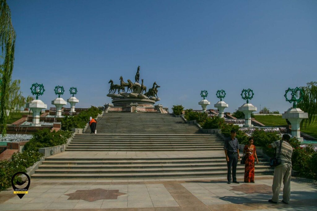 Park Niepodległości, Aszchabad
