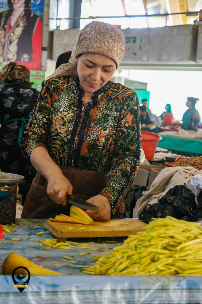 Taszkent, bazar Chorsu