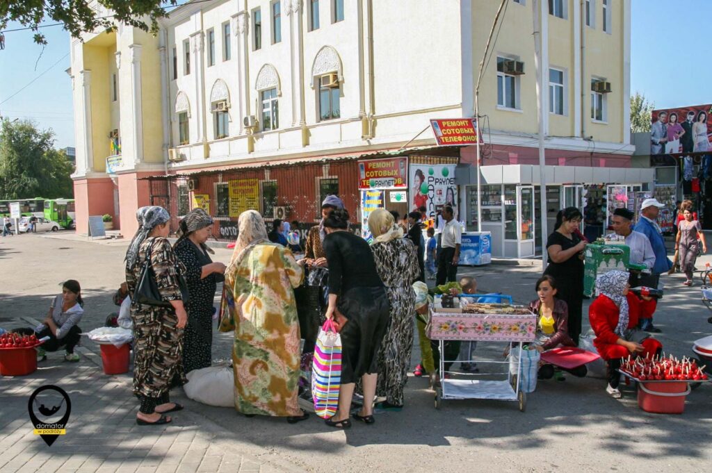 Taszkent, bazar uliczny